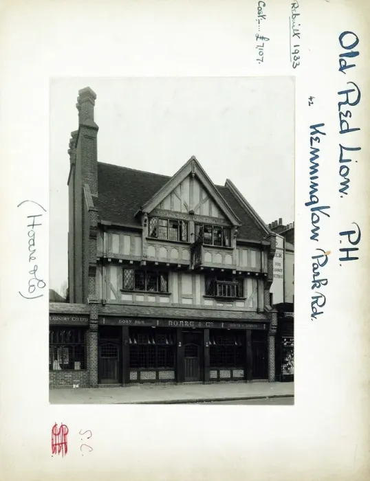Framed Print : Photograph of Old Red Lion PH, Lambeth, London Framed Print : Photograph of Old Red Lion PH, Lambeth, London