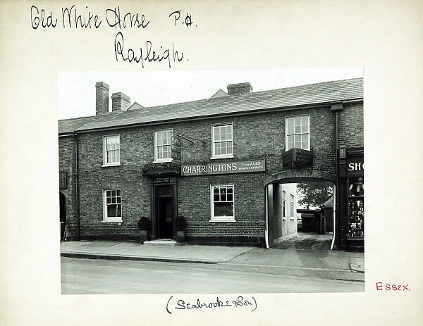 Photograph of Old White Horse PH, Rayleigh, Essex