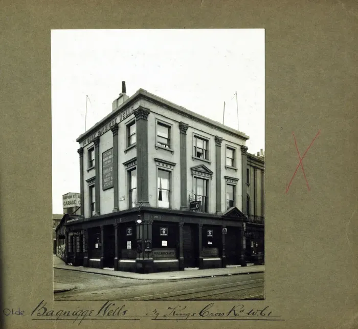 Framed Print : Photograph of Olde Bagnigge Wells PH, Kings Cross, London Framed Print : Photograph of Olde Bagnigge Wells PH, Kings Cross, London