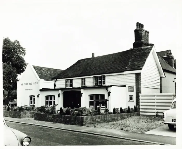 Framed Print : Photograph of Olde Red Lion PH, Cheam, Greater London Framed Print : Photograph of Olde Red Lion PH, Cheam, Greater London