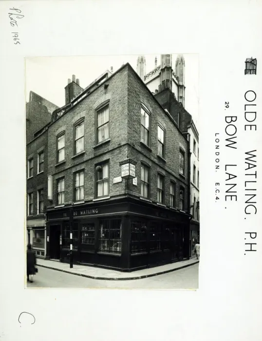 Framed Print : Photograph of Olde Watling PH, Bow, London Framed Print : Photograph of Olde Watling PH, Bow, London