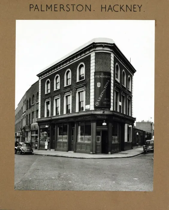 Framed Print : Photograph of Palmerston PH, Hackney, London Framed Print : Photograph of Palmerston PH, Hackney, London