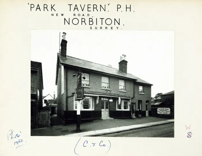 Framed Print : Photograph of Park Tavern, Kingston, Surrey Framed Print : Photograph of Park Tavern, Kingston, Surrey