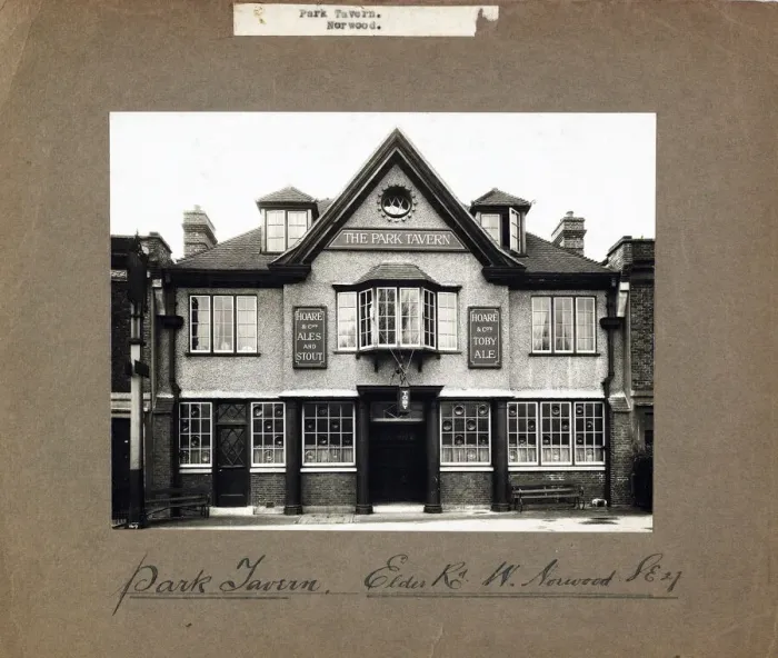 Framed Print : Photograph of Park Tavern, West Norwood, London Framed Print : Photograph of Park Tavern, West Norwood, London