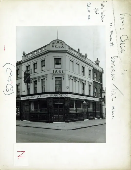 Framed Print : Photograph of Parrs Head PH, Camden Town, London Framed Print : Photograph of Parrs Head PH, Camden Town, London