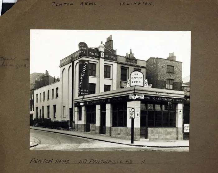 Framed Print : Photograph of Penton Arms, Islington, London Framed Print : Photograph of Penton Arms, Islington, London