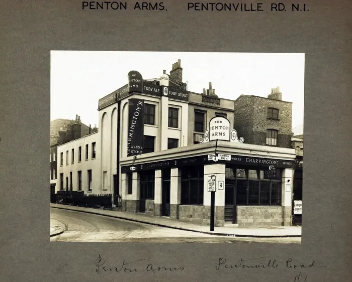 Framed Print : Photograph of Penton Arms, Islington, London Framed Print : Photograph of Penton Arms, Islington, London