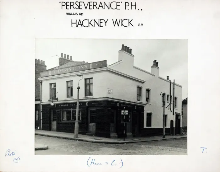Framed Print : Photograph of Perseverance PH, Hackney Wick, London Framed Print : Photograph of Perseverance PH, Hackney Wick, London