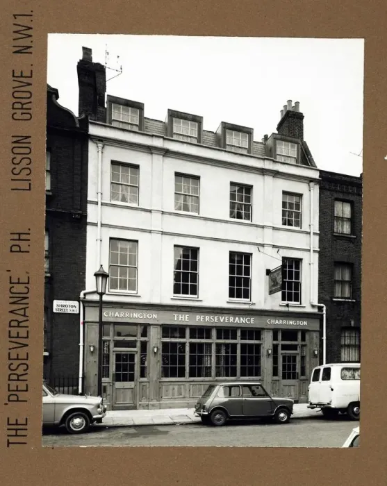 Framed Print : Photograph of Perseverance PH, Marylebone, London Framed Print : Photograph of Perseverance PH, Marylebone, London