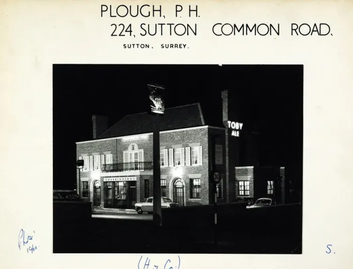 Framed Print : Photograph of Plough PH, Sutton (New), Surrey Framed Print : Photograph of Plough PH, Sutton (New), Surrey