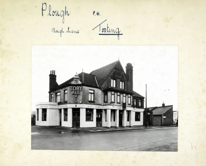 Framed Print : Photograph of Plough PH, Tooting, London Framed Print : Photograph of Plough PH, Tooting, London