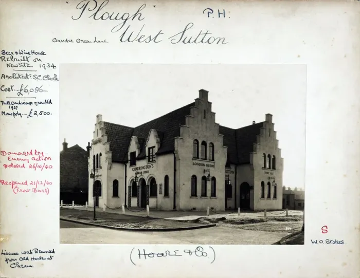 Framed Print : Photograph of Plough PH, West Sutton, Surrey Framed Print : Photograph of Plough PH, West Sutton, Surrey