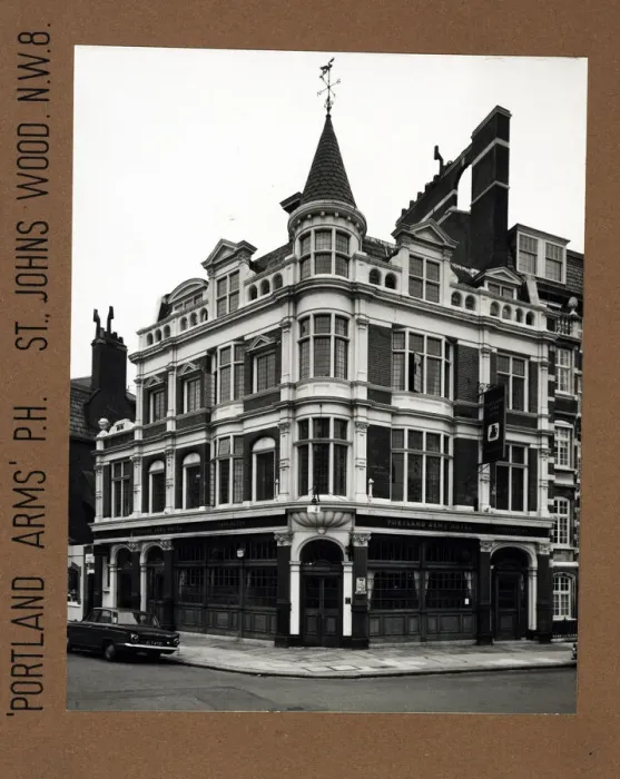 Framed Print : Photograph of Portland Arms, St Johns Wood, London Framed Print : Photograph of Portland Arms, St Johns Wood, London