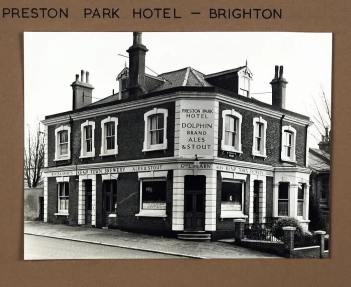 Framed Print : Photograph of Preston Park Hotel, Brighton, Sussex Framed Print : Photograph of Preston Park Hotel, Brighton, Sussex