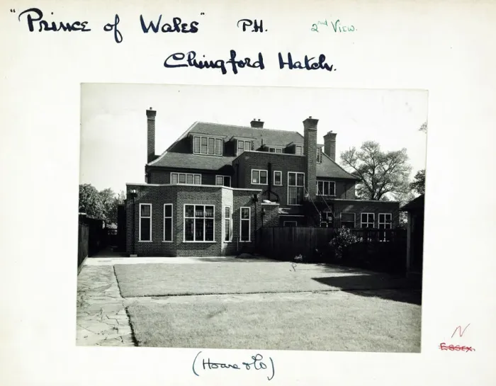 Framed Print : Photograph of Prince Of Wales PH, Chingford Hatch, London Framed Print : Photograph of Prince Of Wales PH, Chingford Hatch, London