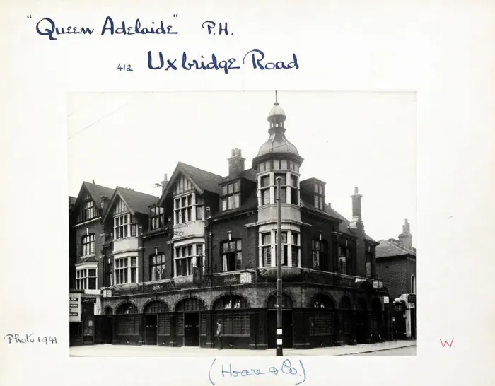 Framed Print : Photograph of Queen Adelaide PH, Uxbridge, London Framed Print : Photograph of Queen Adelaide PH, Uxbridge, London