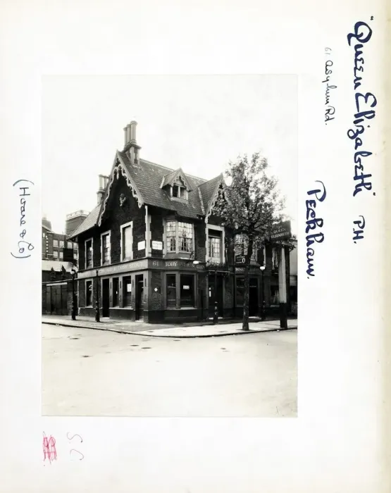 Framed Print : Photograph of Queen Elizabeth PH, Peckham, London Framed Print : Photograph of Queen Elizabeth PH, Peckham, London