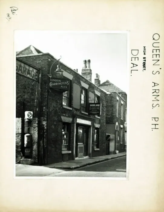 Framed Print : Photograph of Queens Arms, Deal, Kent Framed Print : Photograph of Queens Arms, Deal, Kent