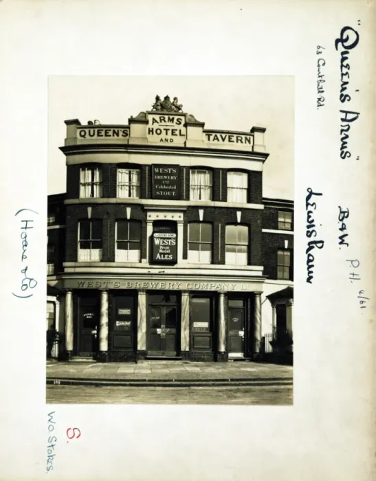 Framed Print : Photograph of Queens Arms, Lewisham, London Framed Print : Photograph of Queens Arms, Lewisham, London
