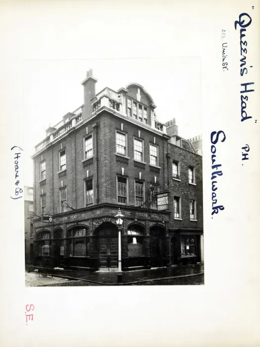 Framed Print : Photograph of Queens Head PH, Southwark, London Framed Print : Photograph of Queens Head PH, Southwark, London