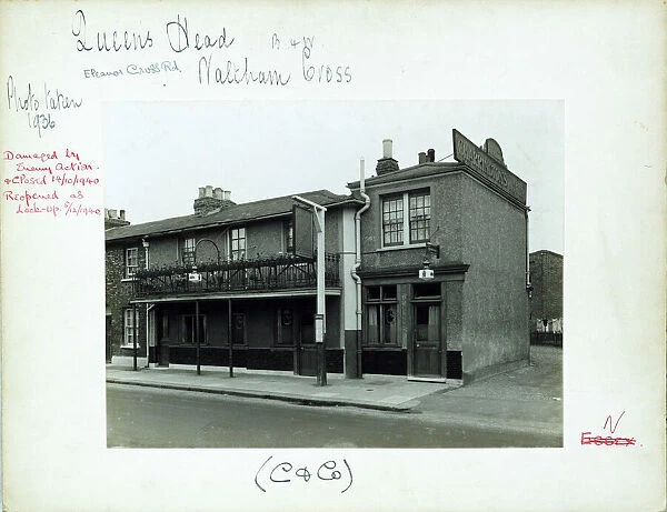 Photograph of Queens Head PH, Waltham Cross, Greater London
