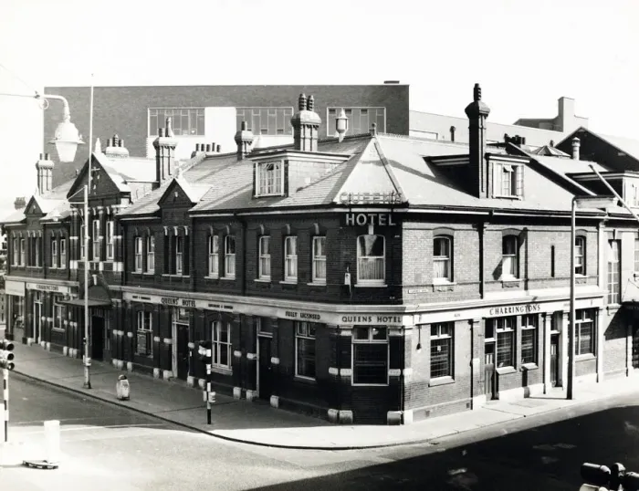 Framed Print : Photograph of Queens Hotel, Grays, Essex Framed Print : Photograph of Queens Hotel, Grays, Essex