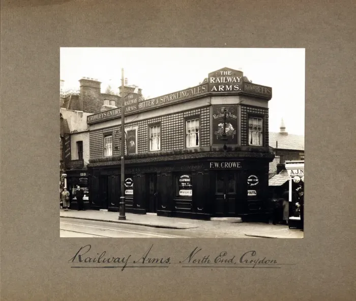 Framed Print : Photograph of Railway Arms, Croydon, Surrey Framed Print : Photograph of Railway Arms, Croydon, Surrey