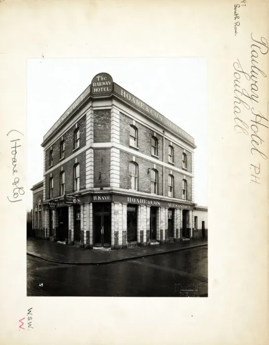 Framed Print : Photograph of Railway Hotel, Southall, Greater London Framed Print : Photograph of Railway Hotel, Southall, Greater London