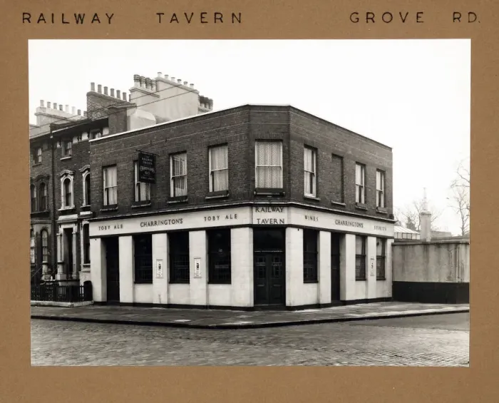 Framed Print : Photograph of Railway Tavern, Bow, London Framed Print : Photograph of Railway Tavern, Bow, London