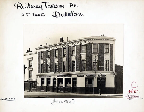 Photograph of Railway Tavern, Dalston, London