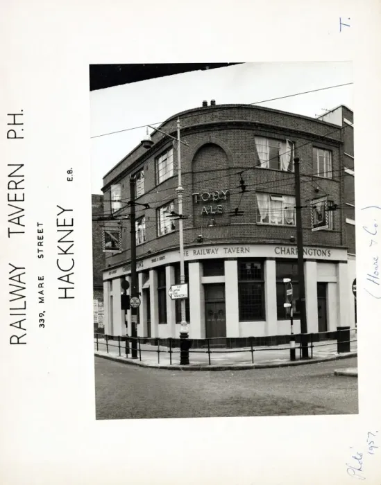 Framed Print : Photograph of Railway Tavern, Hackney (New), London Framed Print : Photograph of Railway Tavern, Hackney (New), London