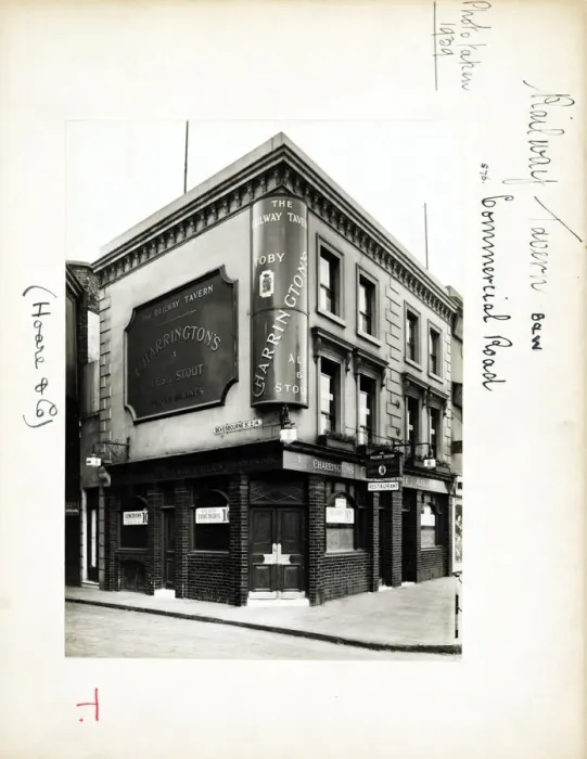 Framed Print : Photograph of Railway Tavern, Limehouse, London Framed Print : Photograph of Railway Tavern, Limehouse, London