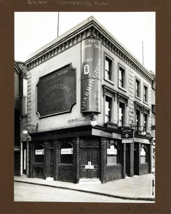 Framed Print : Photograph of Railway Tavern, Limehouse, London Framed Print : Photograph of Railway Tavern, Limehouse, London