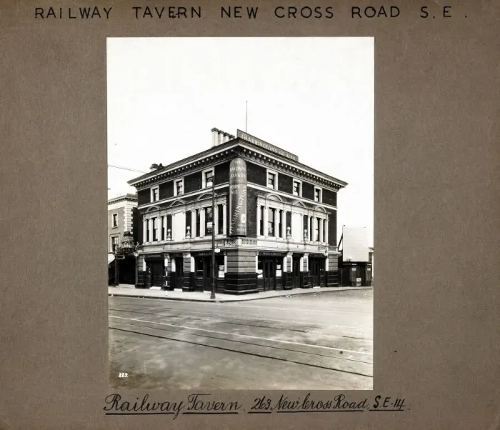 Framed Print : Photograph of Railway Tavern, New Cross, London Framed Print : Photograph of Railway Tavern, New Cross, London