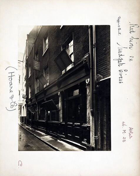 Photograph of Red Lion PH, Ludgate Circus, London