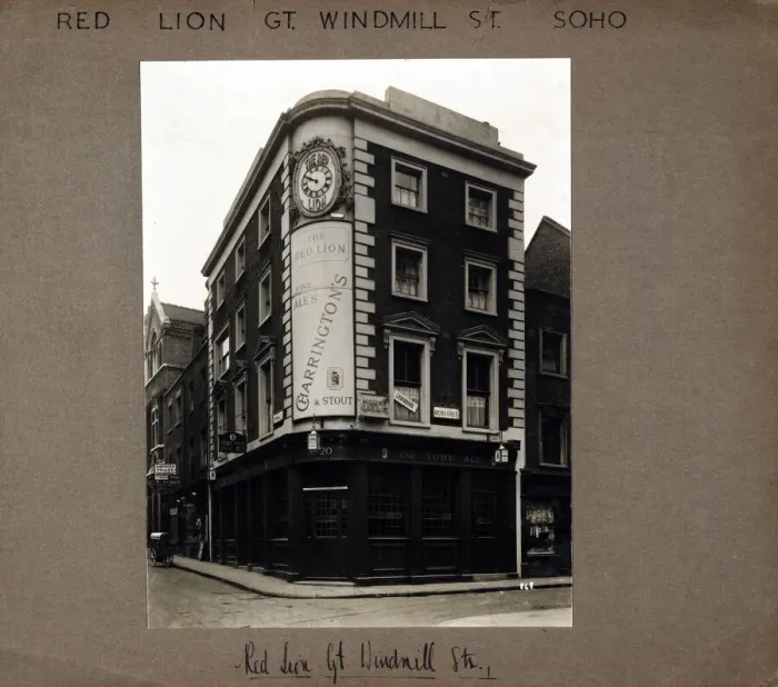 Framed Print : Photograph of Red Lion PH, Shaftesbury Avenue, London Framed Print : Photograph of Red Lion PH, Shaftesbury Avenue, London