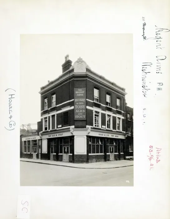 Framed Print : Photograph of Regent Arms, Westminster, London Framed Print : Photograph of Regent Arms, Westminster, London