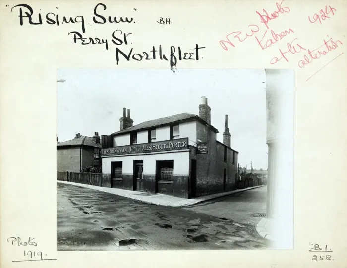 Framed Print : Photograph of Rising Sun PH, Gravesend (Oldest), Kent Framed Print : Photograph of Rising Sun PH, Gravesend (Oldest), Kent