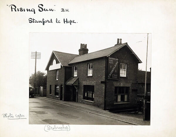 Photograph of Rising Sun PH, Stanford le Hope, Essex