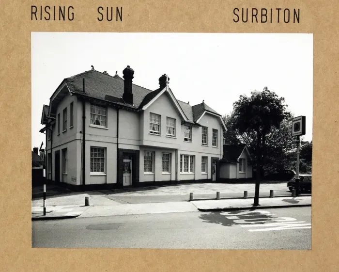 Framed Print : Photograph of Rising Sun PH, Surbiton, Surrey Framed Print : Photograph of Rising Sun PH, Surbiton, Surrey