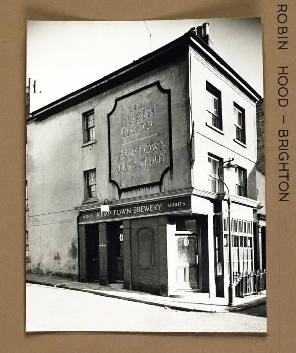 Framed Print : Photograph of Robin Hood PH, Brighton, Sussex Framed Print : Photograph of Robin Hood PH, Brighton, Sussex