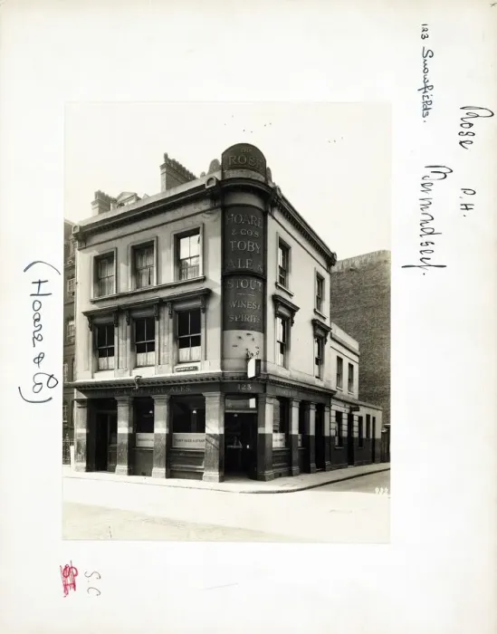 Framed Print : Photograph of Rose PH, Bermondsey, London Framed Print : Photograph of Rose PH, Bermondsey, London