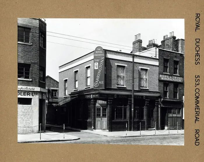 Framed Print : Photograph of Royal Duchess PH, Stepney (Old), London