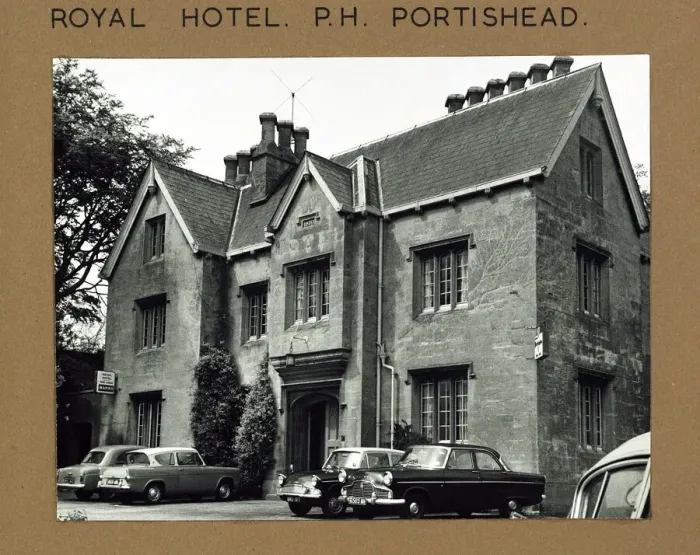 Framed Print : Photograph of Royal Hotel, Portishead, Somerset Framed Print : Photograph of Royal Hotel, Portishead, Somerset