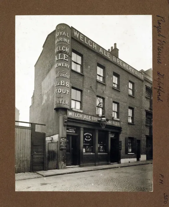 Framed Print : Photograph of Royal Marine PH, Deptford, London Framed Print : Photograph of Royal Marine PH, Deptford, London