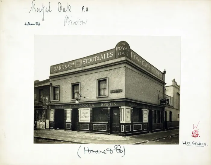 Framed Print : Photograph of Royal Oak PH, Brixton, London Framed Print : Photograph of Royal Oak PH, Brixton, London