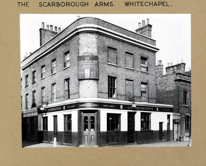 Framed Print : Photograph of Scarborough Arms, Whitechapel, London Framed Print : Photograph of Scarborough Arms, Whitechapel, London