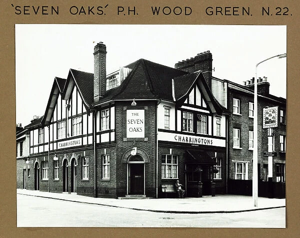 Photograph of Seven Oaks PH, Wood Green, London