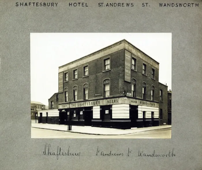 Framed Print : Photograph of Shaftesbury Hotel, Battersea, London Framed Print : Photograph of Shaftesbury Hotel, Battersea, London