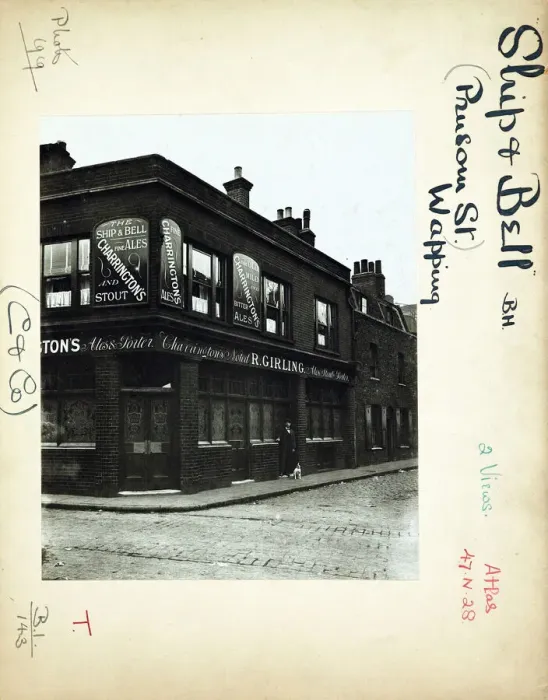 Framed Print : Photograph of Ship & Bell PH, Wapping, London Framed Print : Photograph of Ship & Bell PH, Wapping, London